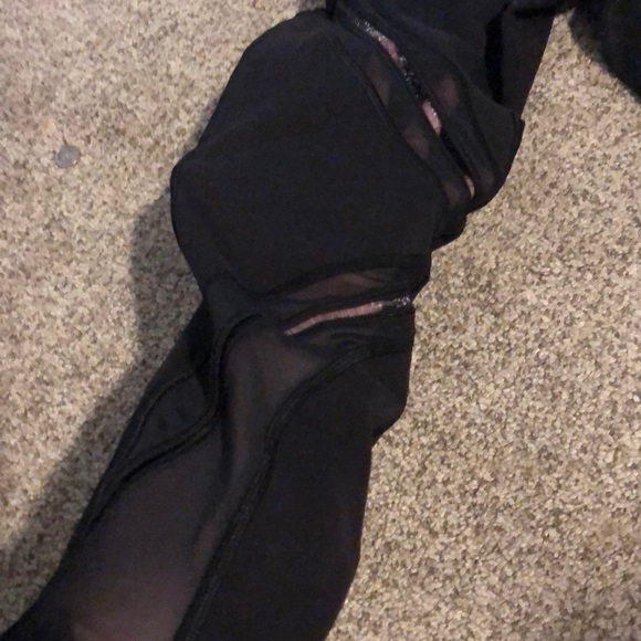 Lululemon hightimes metta mesh leggings - Picture 2 of 5